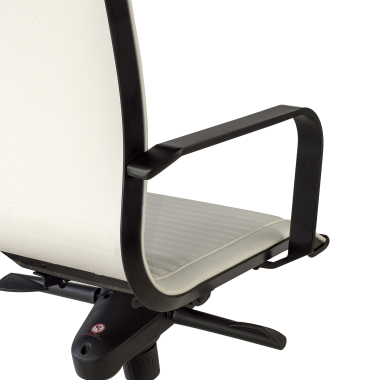 silla de oficina blanco estructura negra ecopiel piel sintetica brazos fijos 5