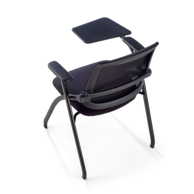 silla con pala negro con pala de escritura malla brazos moviles 14