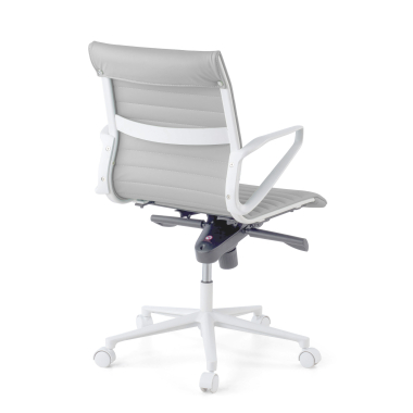 sillon de direccion blanco gris respaldo bajo estructura blanca piel sintetica brazos fijos 6
