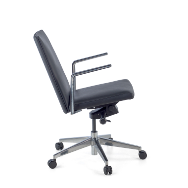 sillon de oficina negro respaldo bajo piel natural brazos fijos 5