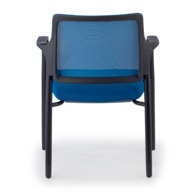 silla de visita azul con brazos malla brazos fijos 8