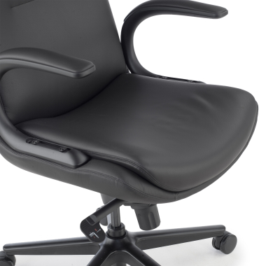 sillon de oficina negro kronberg piel sintetica brazos tapizados 5