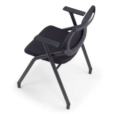 silla con pala negro 4 patas malla brazos fijos 11