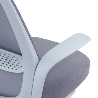 silla giratoria gris respaldo de red malla brazos fijos 8