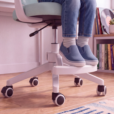 silla de escritorio infantil azul kiddo tela brazos abatibles reposapies extensible 9
