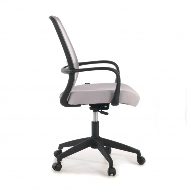 silla giratoria gris estructura negra malla brazos fijos 6