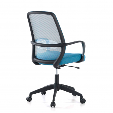 silla giratoria azul estructura negra malla brazos fijos 7