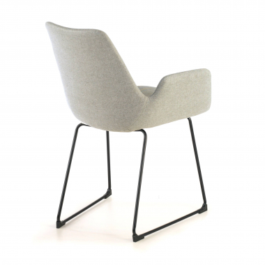 silla confidente gris estructura patin tela brazos fijos 7