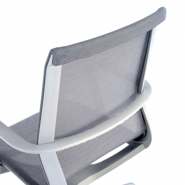 silla oficina de diseno blanco gris estructura negra malla brazos fijos 5