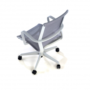 silla oficina de diseno blanco gris estructura negra malla brazos fijos 6
