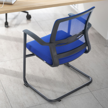 silla confidente azul alpha malla brazos fijos 2