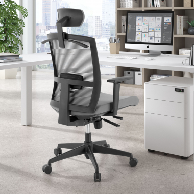 silla ergonomica gris estructura negra reposacabezas malla brazos regulables 1d soporte lumbar reposacabezas 2