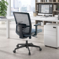 Silla de oficina ergonómica Akira, mecanismo sincro