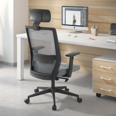 silla giratoria gris con reposacabezas malla brazos moviles soporte lumbar reposacabezas 2