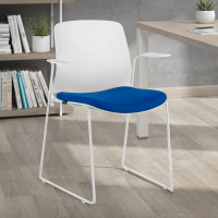 Silla Confidente Swing, con brazos, apilable, asiento tapizado