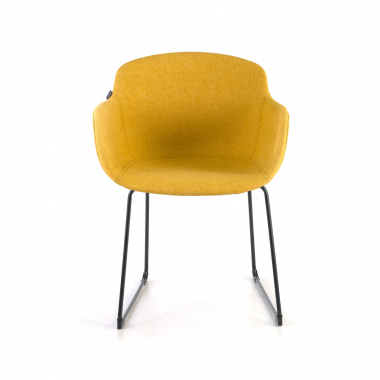 silla confidente negro amarillo estructura patin malla brazos fijos 3