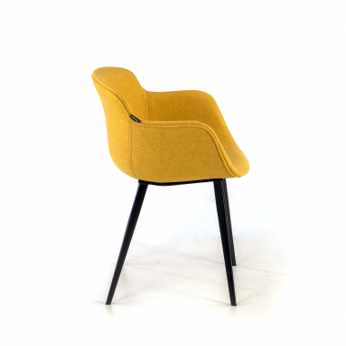 silla confidente negro amarillo 4 patas tela brazos tapizados 6
