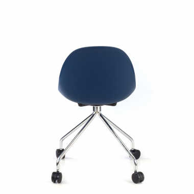 silla de reuniones azul con ruedas plastico sin brazos 6