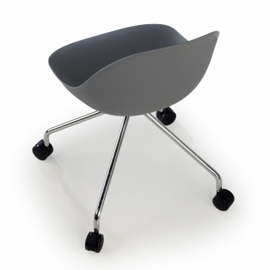 silla de reuniones gris con ruedas plastico sin brazos 7